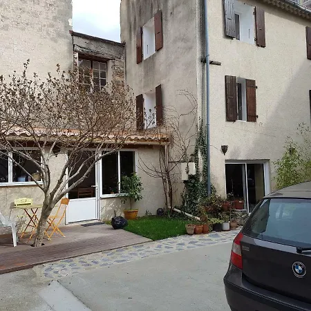 Maison Atypique Au Pied Du Chateau *